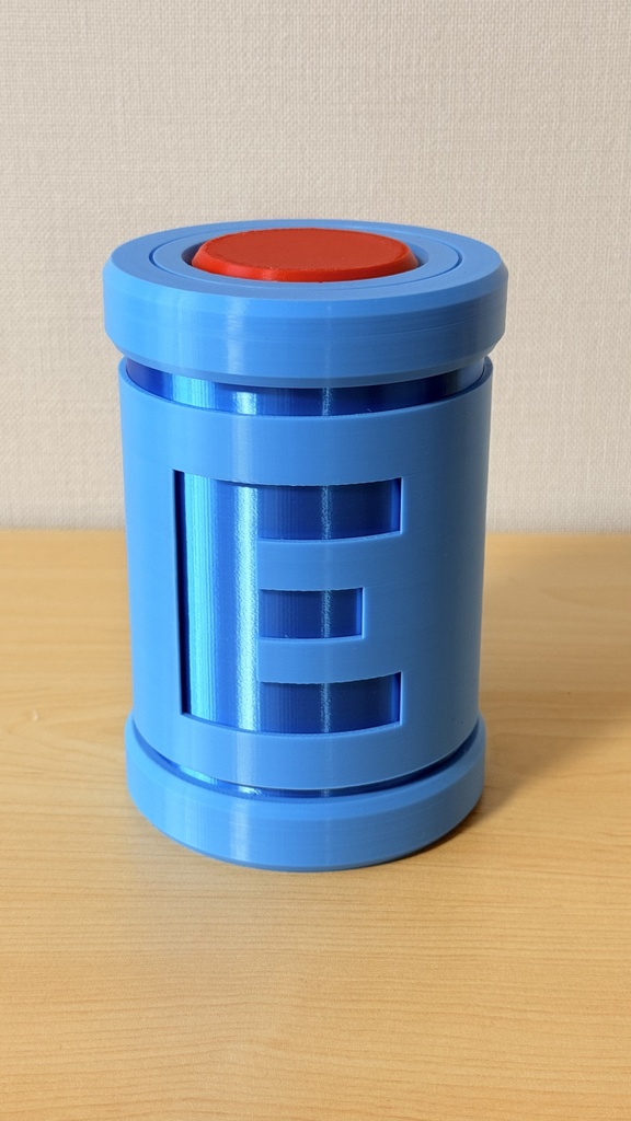E缶 型|小物入れ|缶ホルダー|ロックマン風|3Dプリント品|色指定可
