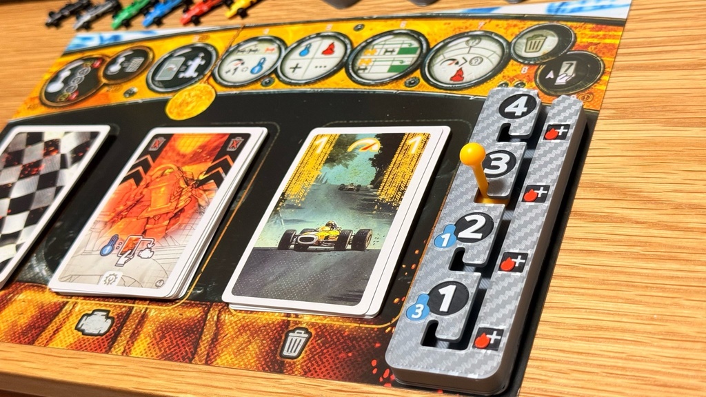 ヒート 立体ギアボックス|ボードゲーム アップグレード|色分け済み