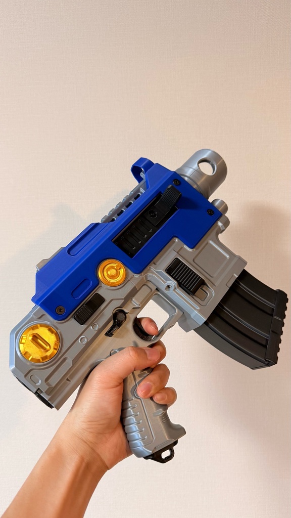 ボルトピストル / ボルトガン|ブルー|ウォーハンマー40K|モデルガン|コスプレ用小道具|可動ギミック付き