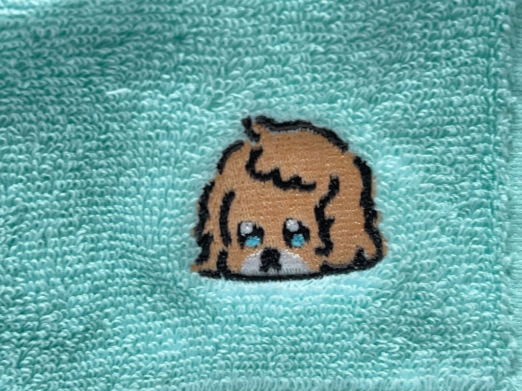 でこぱち刺繍タオル
