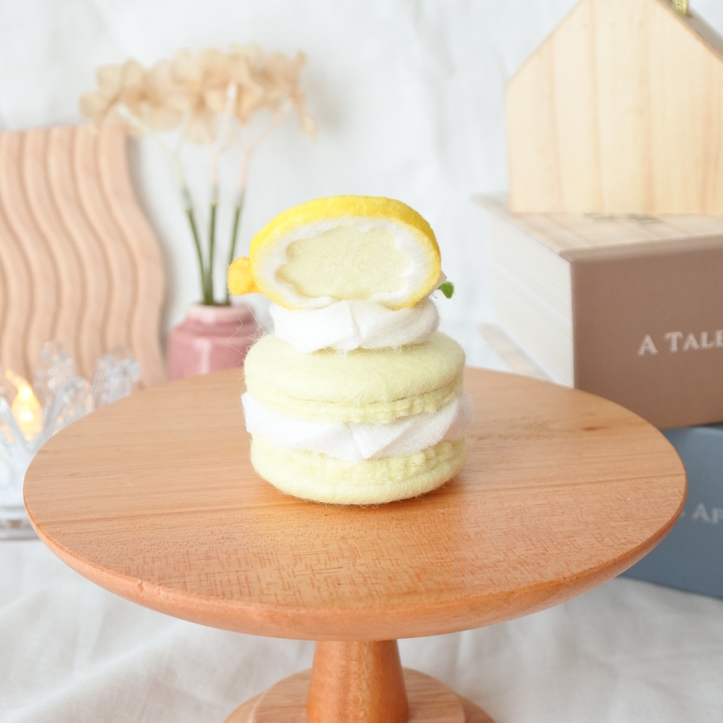 フェルトケーキ~黄色マカロンケーキ~