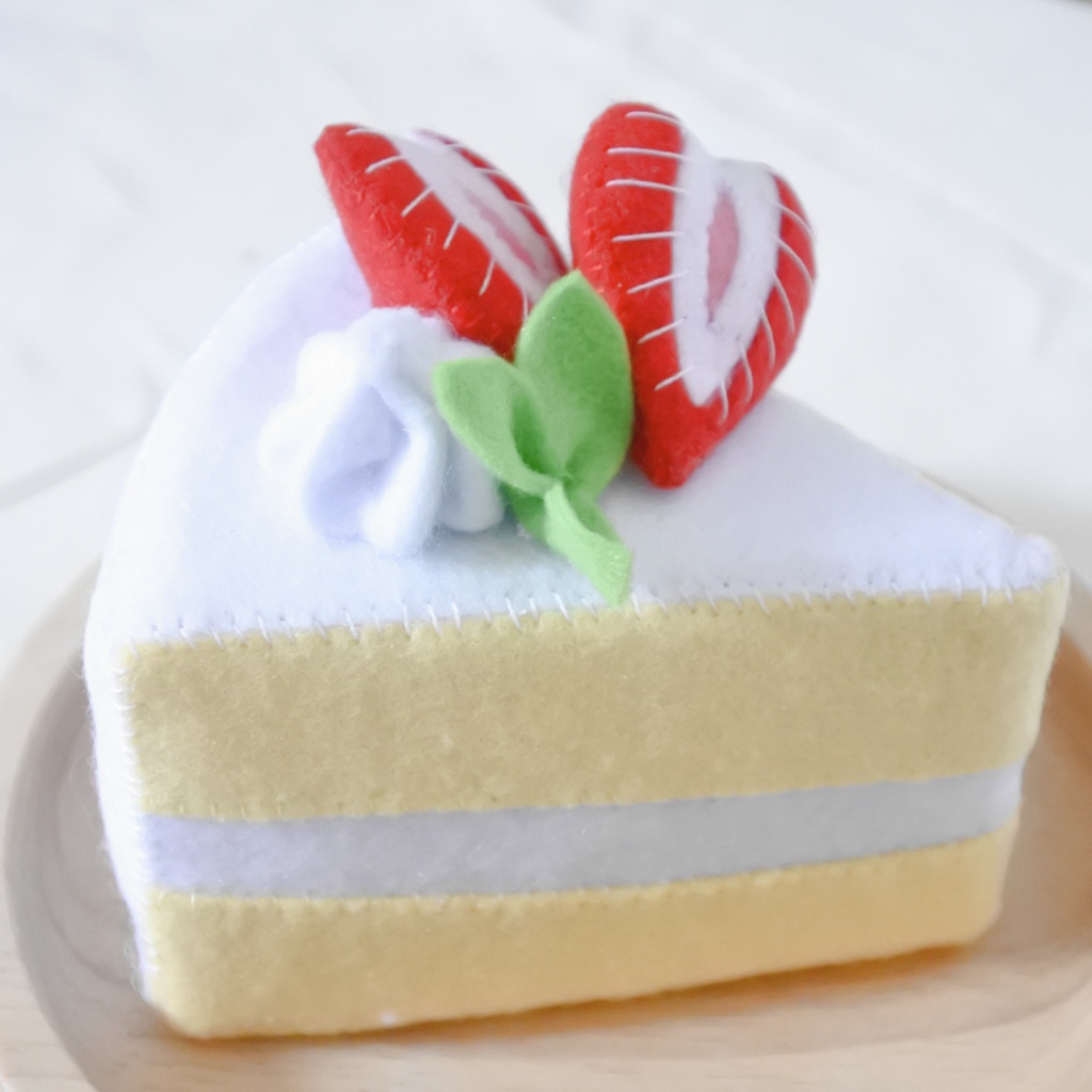 【型紙＆レシピ】フェルトで作るショートケーキ