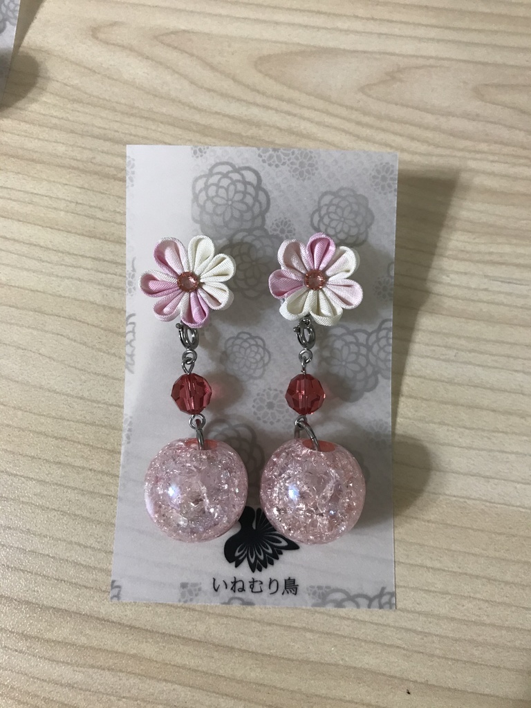 花珠の耳飾り