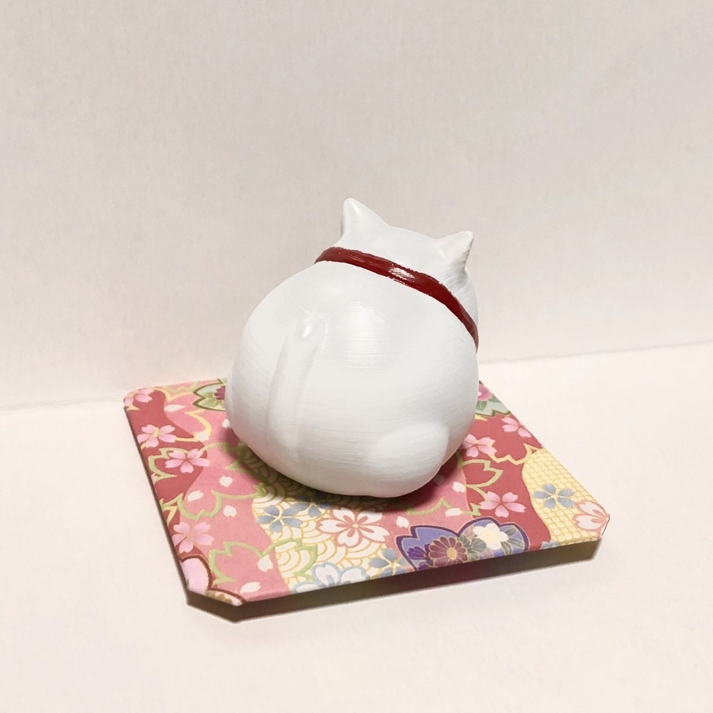 まるっこい猫フィギュア