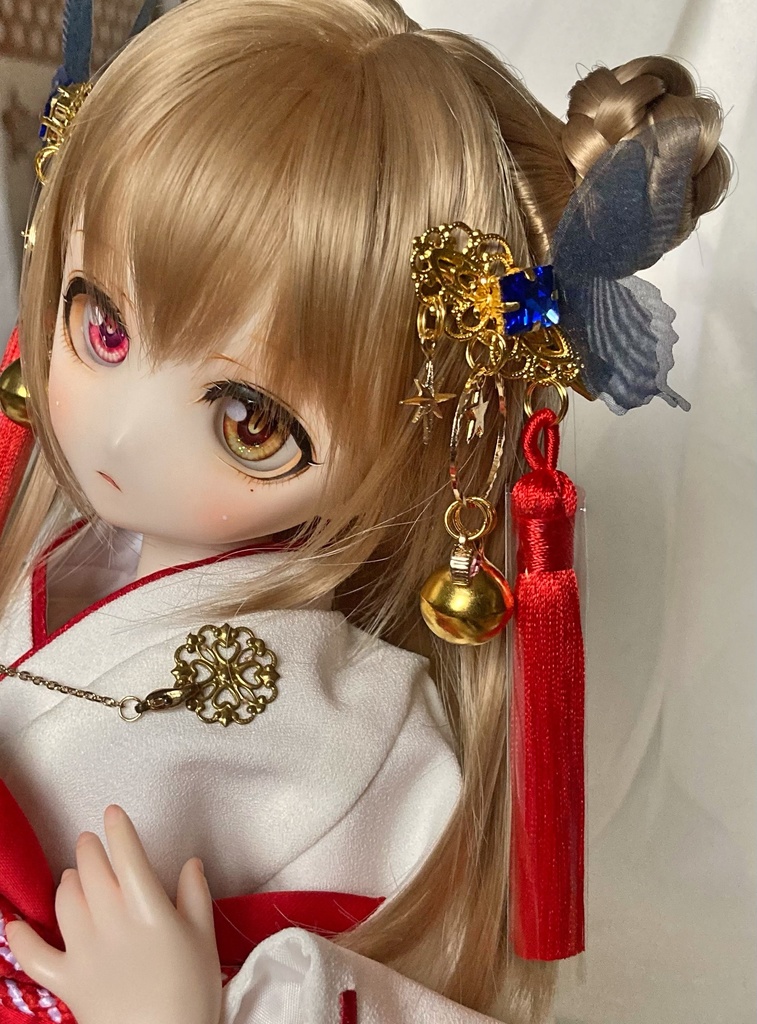 【睦月の髪飾り】no.68 黒紅