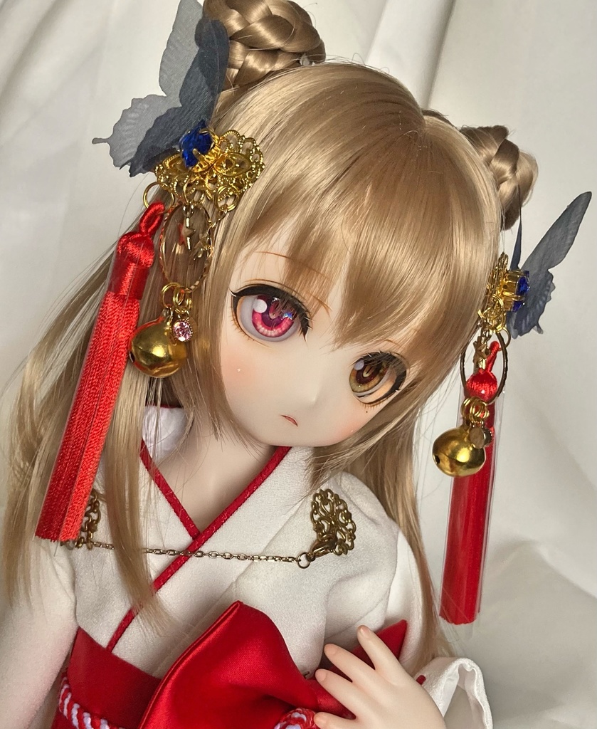 【睦月の髪飾り】no.68 黒紅