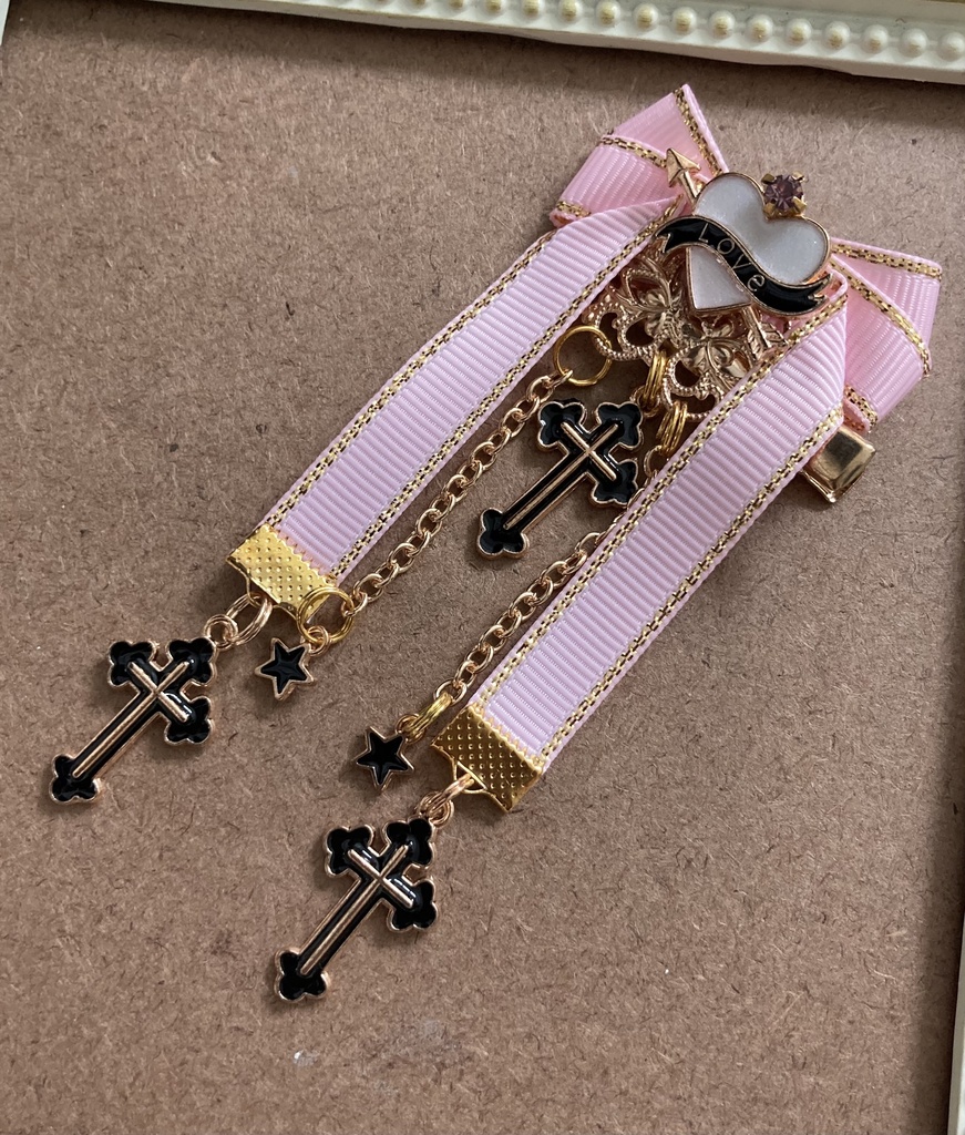 【リボン髪飾り】 ピンク× クロス