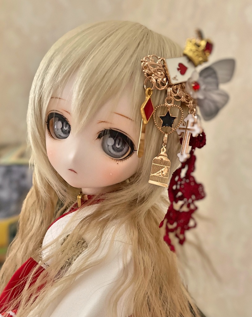 【葉月の髪飾り】red×Queen