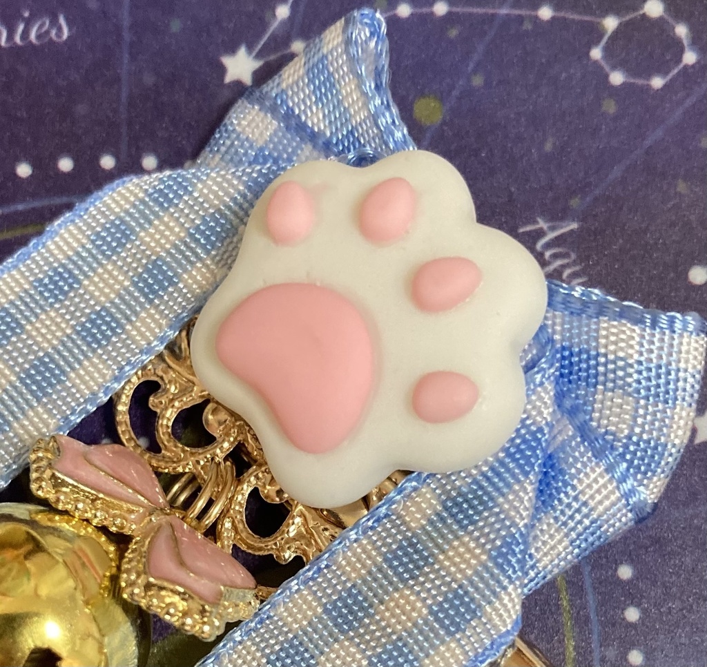 【リボン髪飾り】🐈⬛×肉球 ブルーのお星さまver