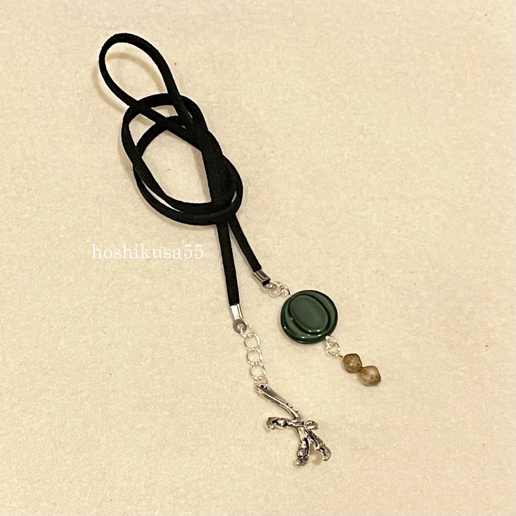 ホグワーツ 緑のドラゴンのブックマーカー