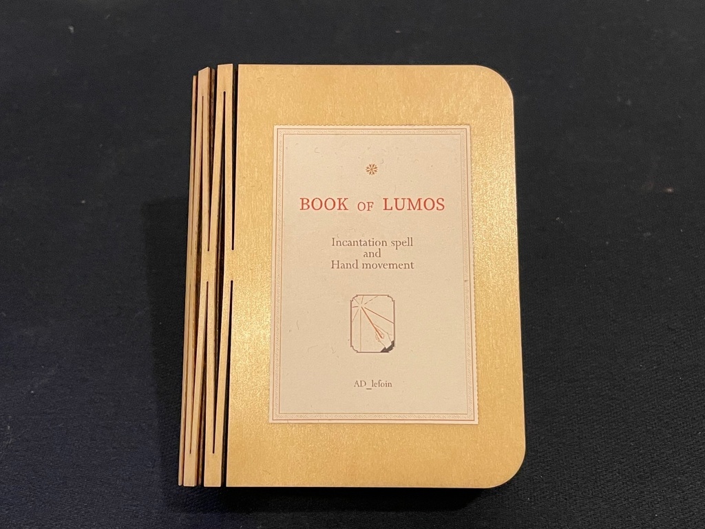 ホグワーツ 木製折りたたみブック型ライト