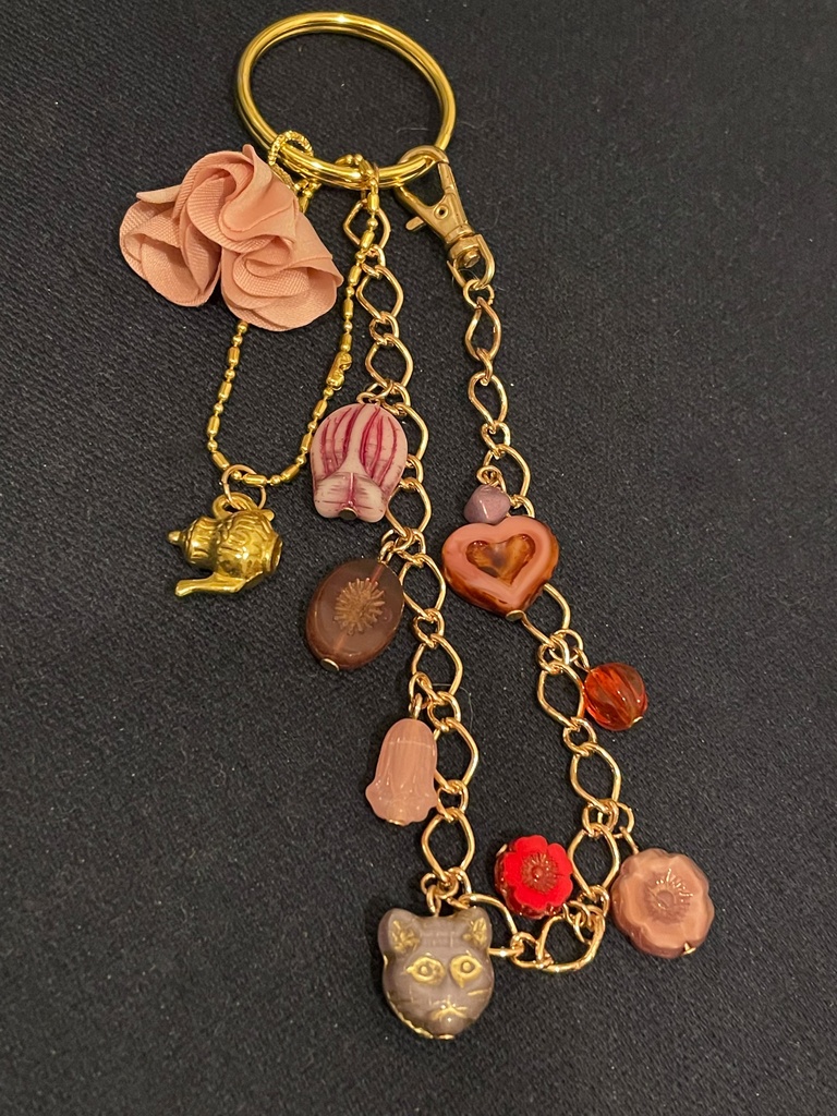 アンブリッジのキーチェーン