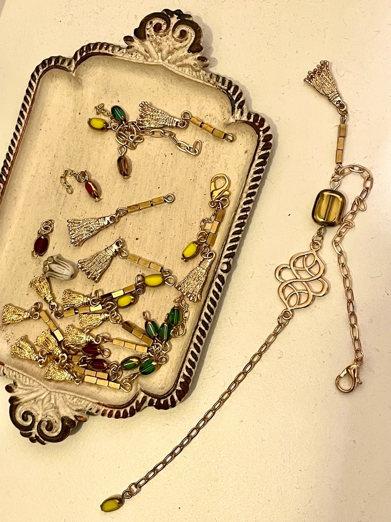 ホグワーツ ほうきのブレスレット/4寮カラー