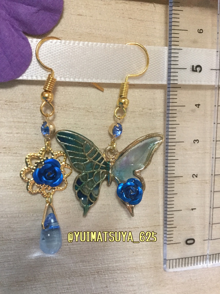 ☆松ピアス☆ 妖怪松 青行燈①