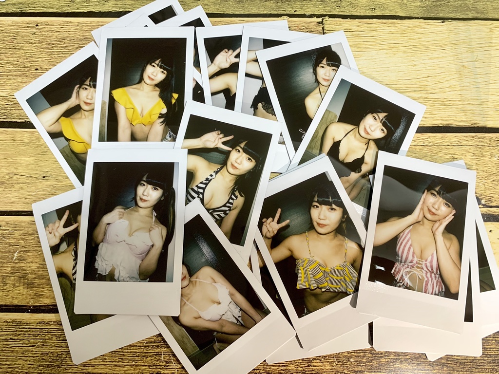 新作入荷!せくしーチェキ(サインあり)