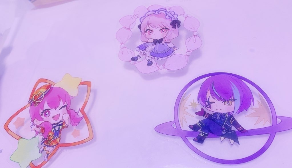 フェス限ステッカー