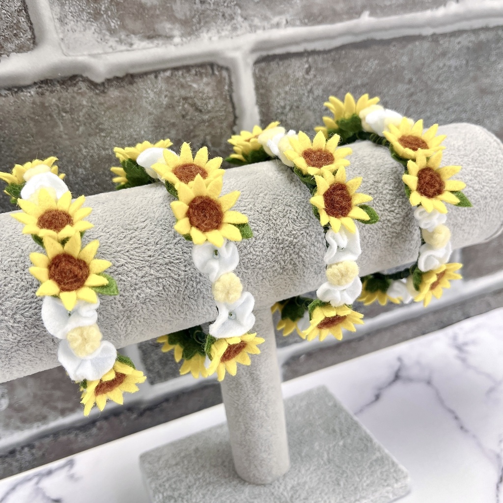 ひまわりの花かんむり