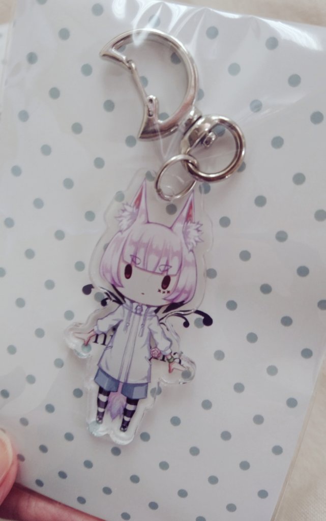 【ADDICTION】アクリルキーホルダー(甘党狐)