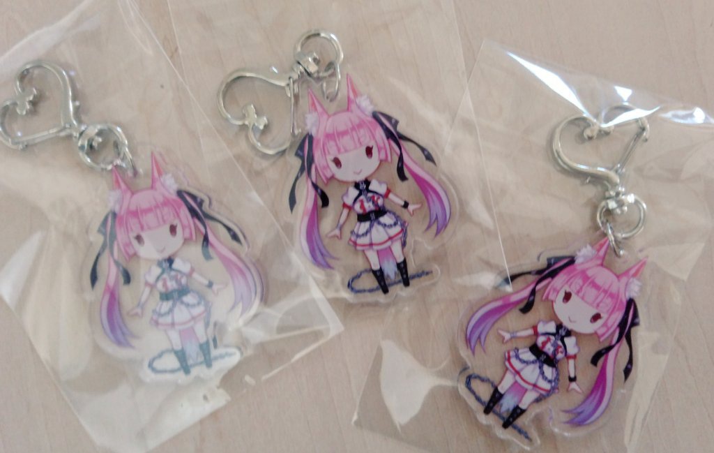 【ADDICTION】アクリルキーホルダー(恋愛狐)