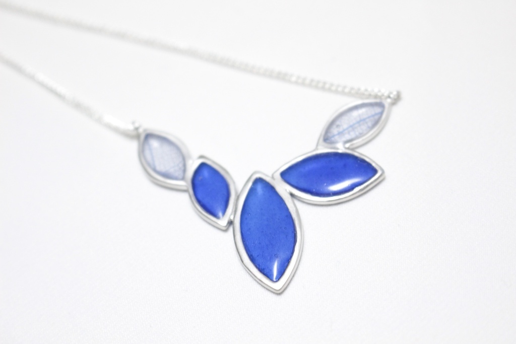 鬼滅の刃 水の呼吸イメージ ネックレス