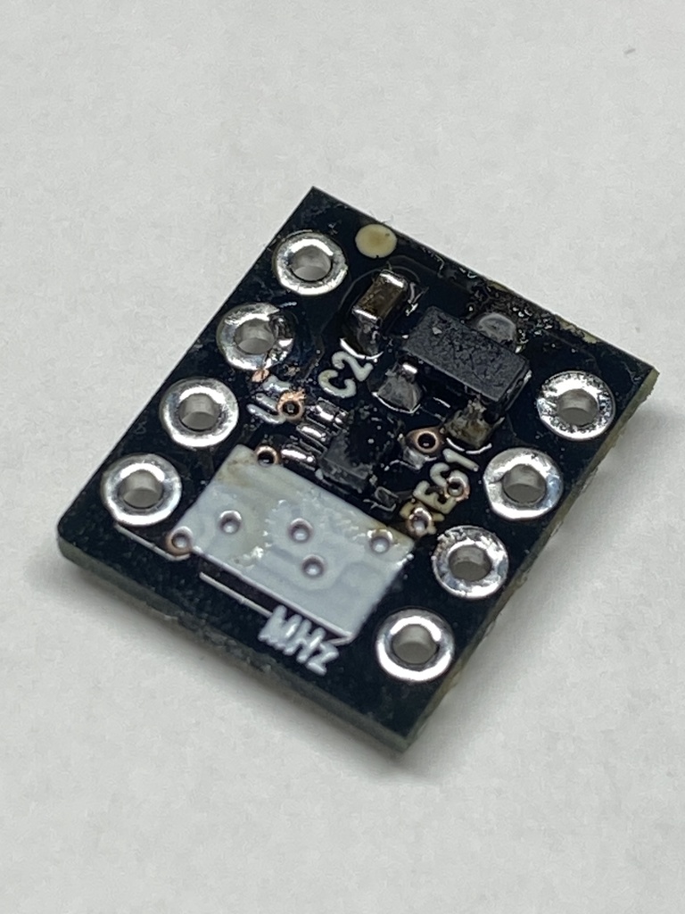 発振器(16.777216MHz)
