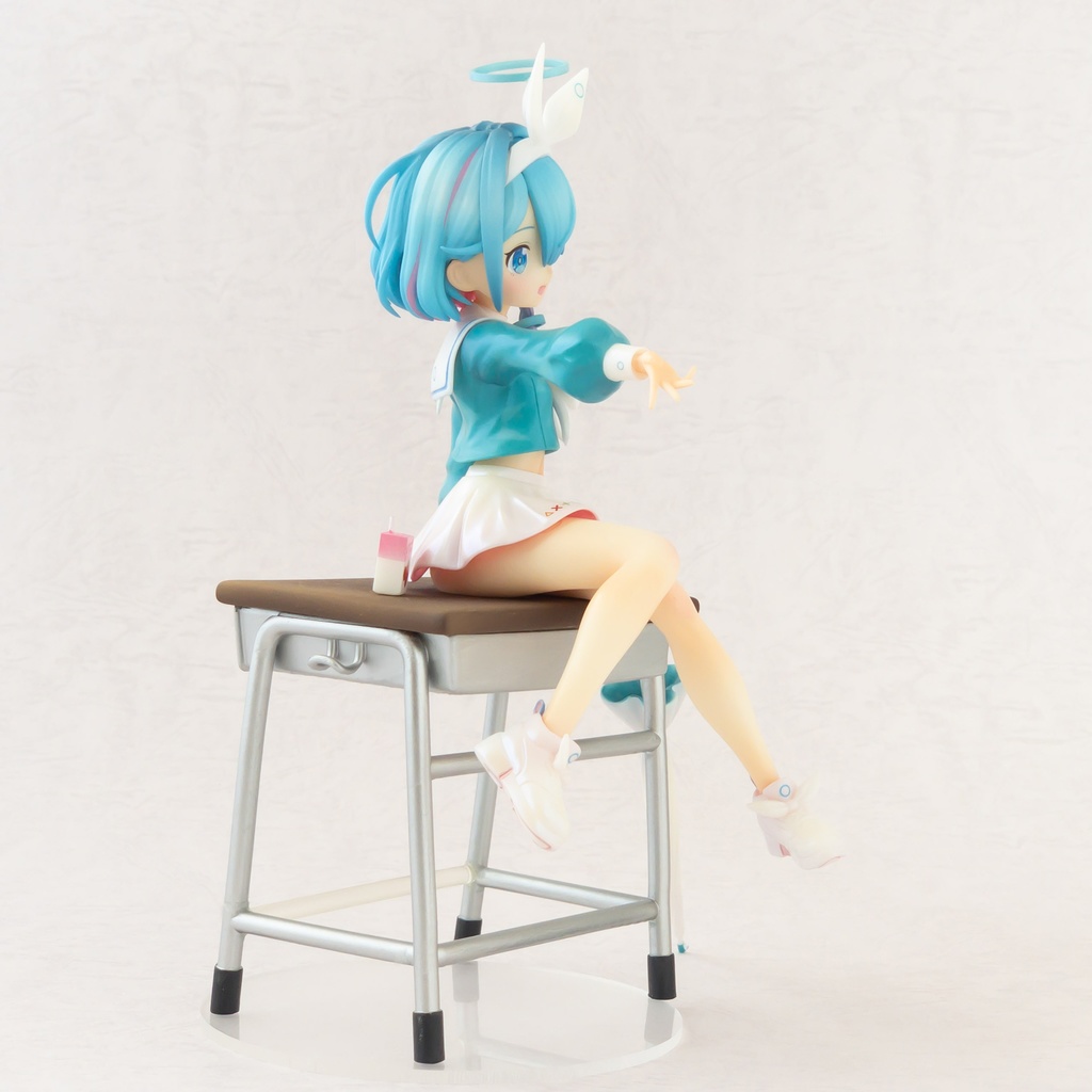ブルーアーカイブ アロナ ガレージキット フィギュア