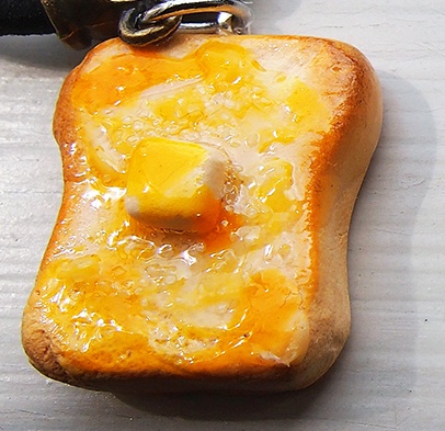 こんがり焼きたて 溶けバターシュガートーストのヘアゴム