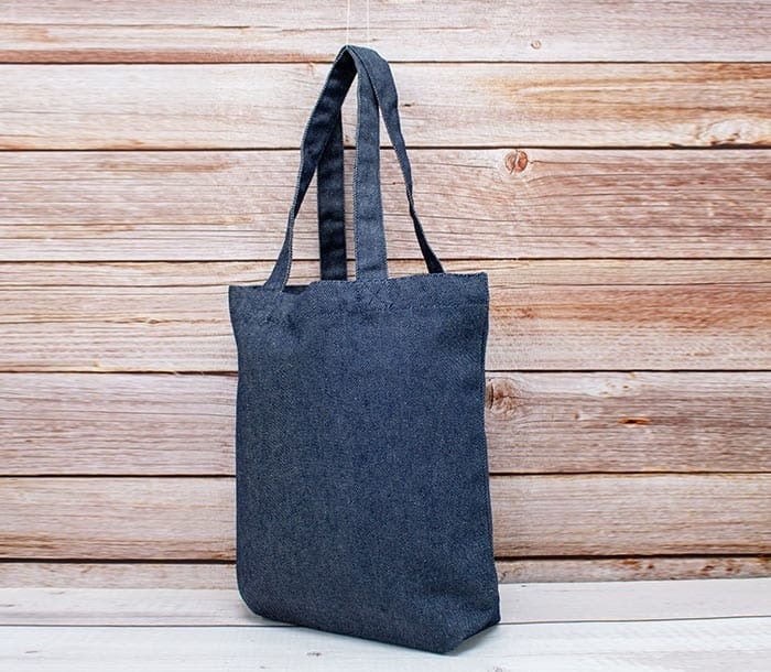 パンのパン文字 地球に優しいデニムリサイクル生地エコトートバック
