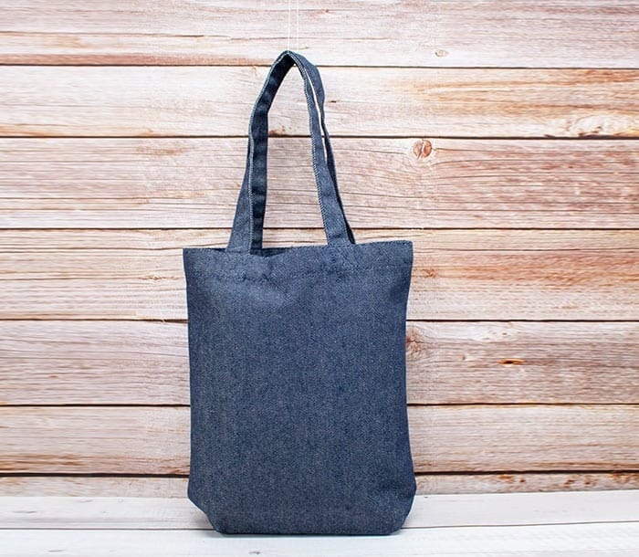 パンのパン文字 地球に優しいデニムリサイクル生地エコトートバック