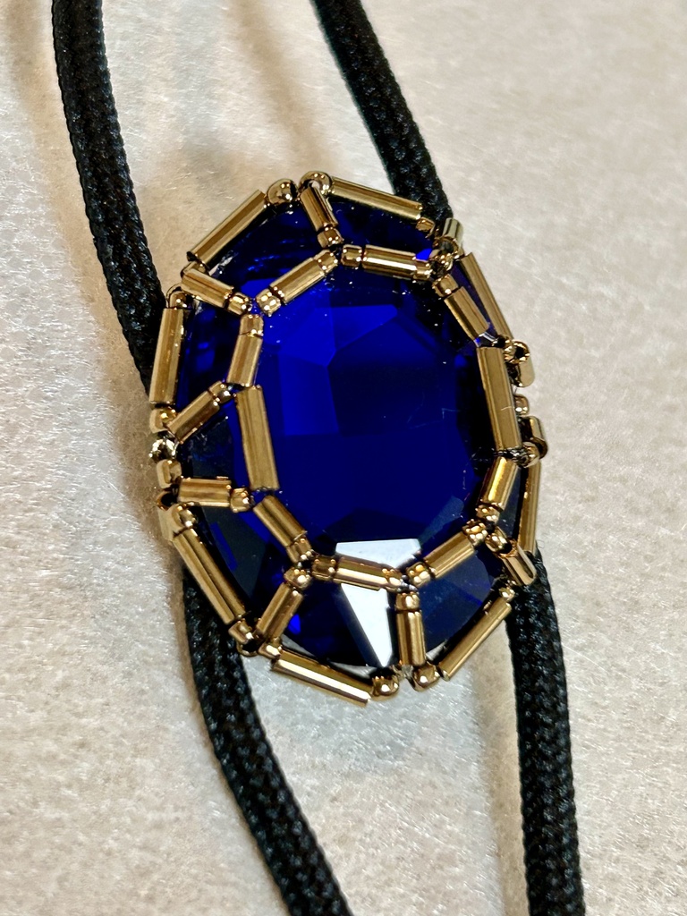 魔法石風ループタイ
