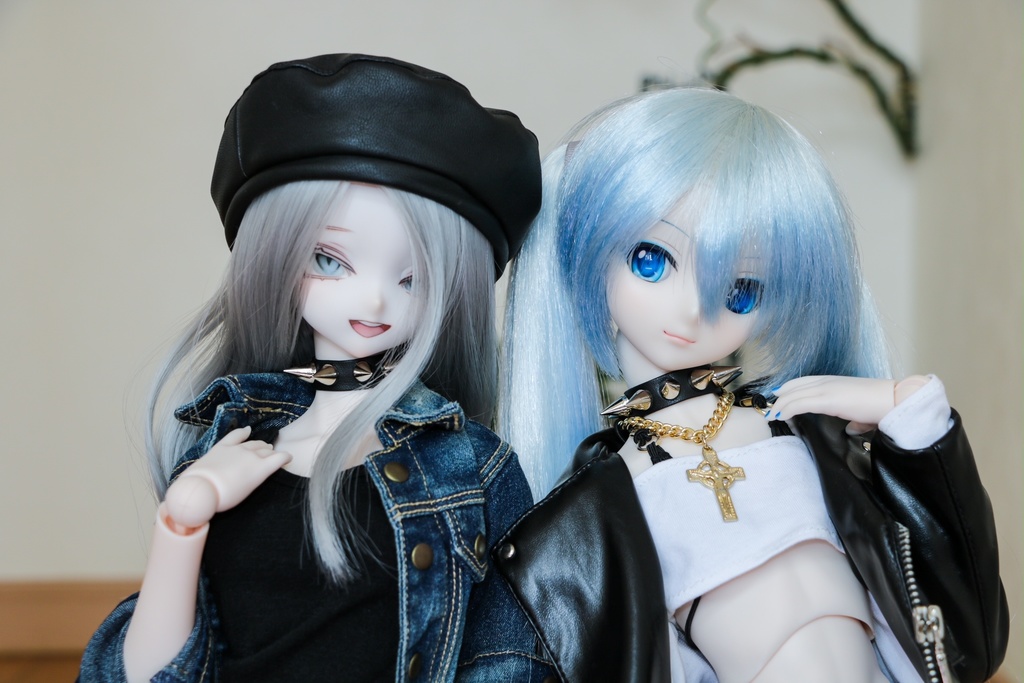 スタッズチョーカー