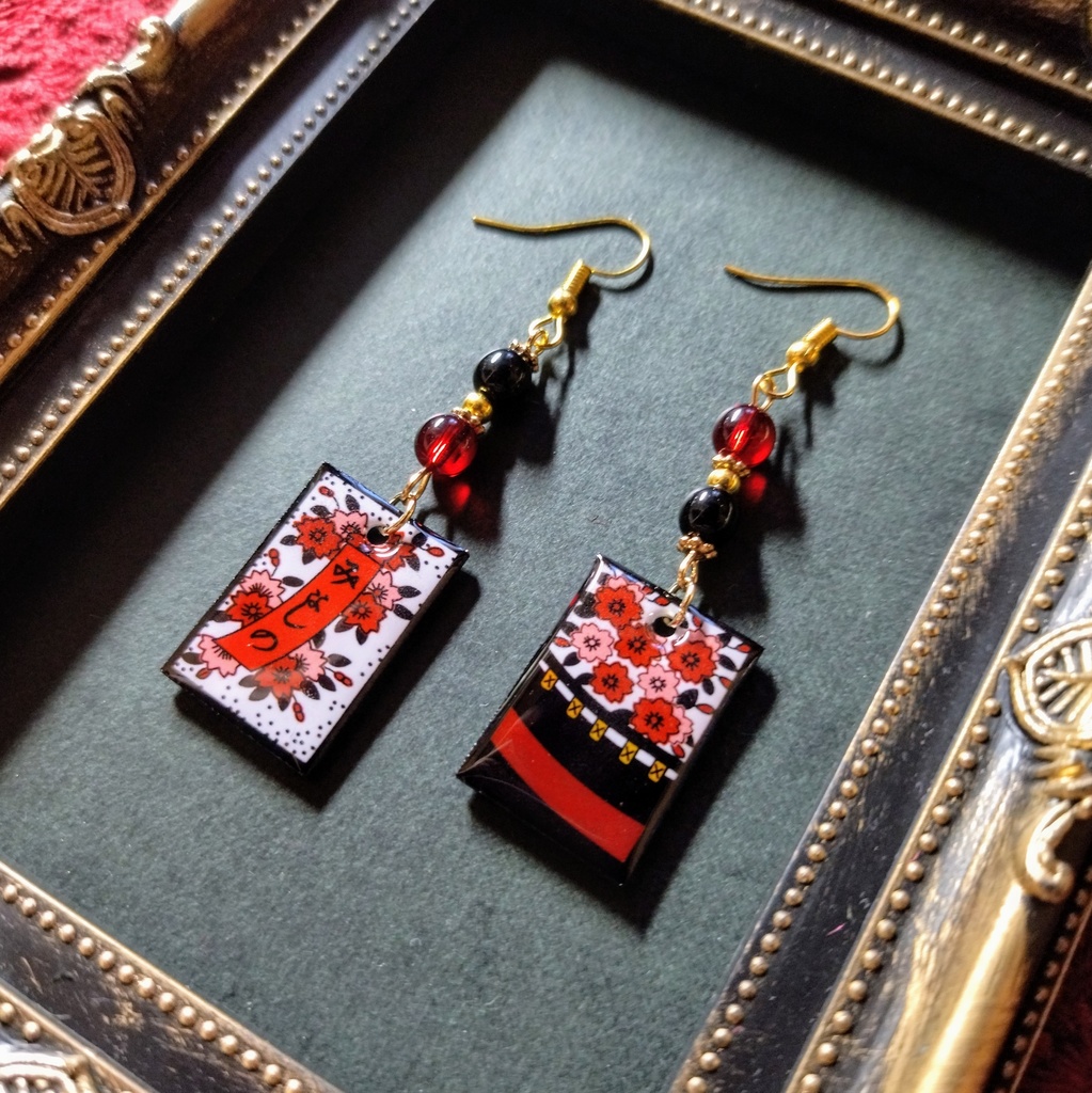 花札ピアス(桜)(イヤリング)【和ゴス】【和装】【着物】【成人式】【袴】【浴衣】【和風】