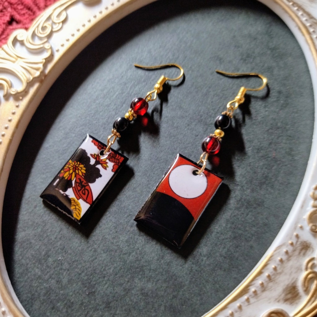 花札ピアス(月見で一杯)(イヤリング)【和ゴス】【和装】【着物】【成人式】【袴】【浴衣】【和風】