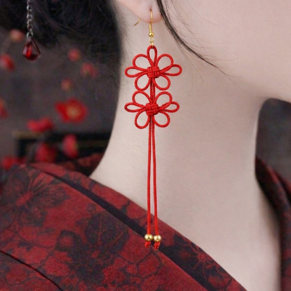 吉祥結びの片耳ピアス（色オーダー可）(イヤリング)【和風】【チャイナ】【中華風】【和装】【着物】【推し色】【浴衣】【推し活】