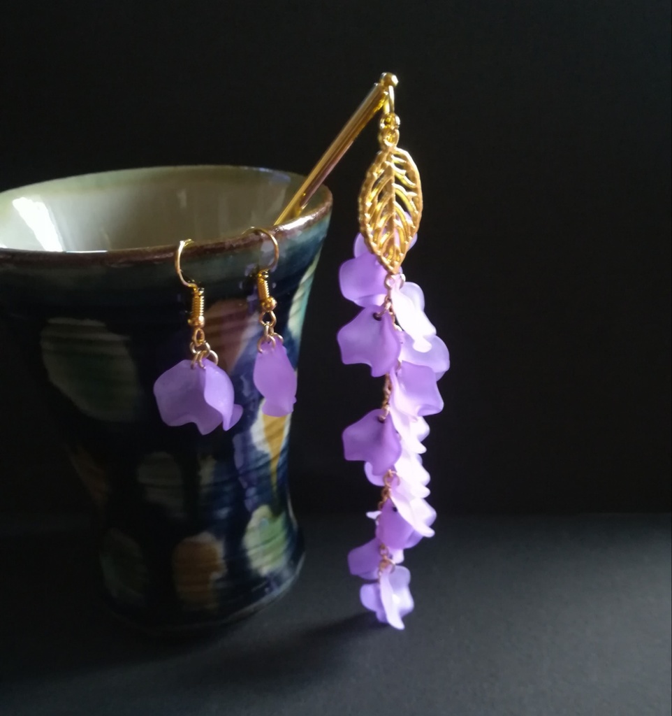 藤の花の簪&ピアスセット(チャーム)(イヤリング)【かんざし】【和装】【着物】【袴】【浴衣】【和風】