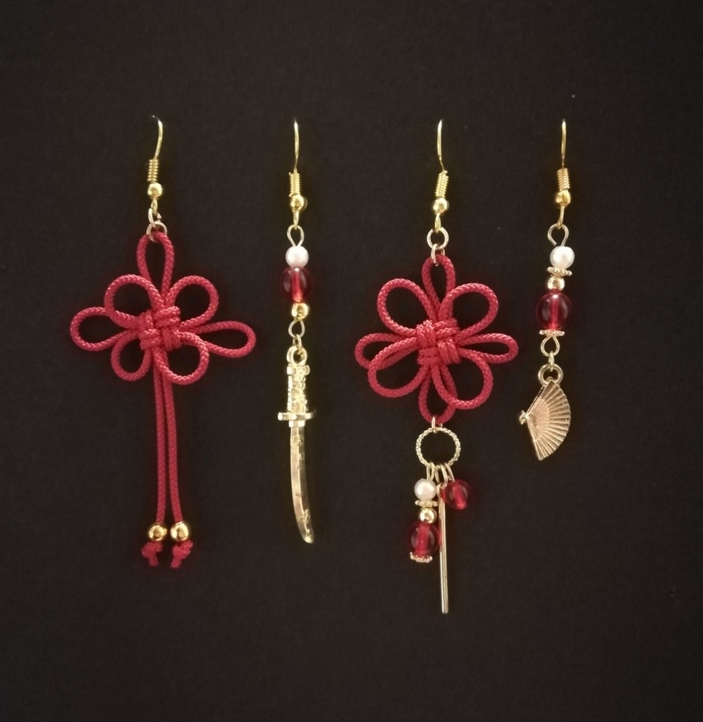 【鳥居or日本刀選択可】和風アシンメトリーピアスセット()赤