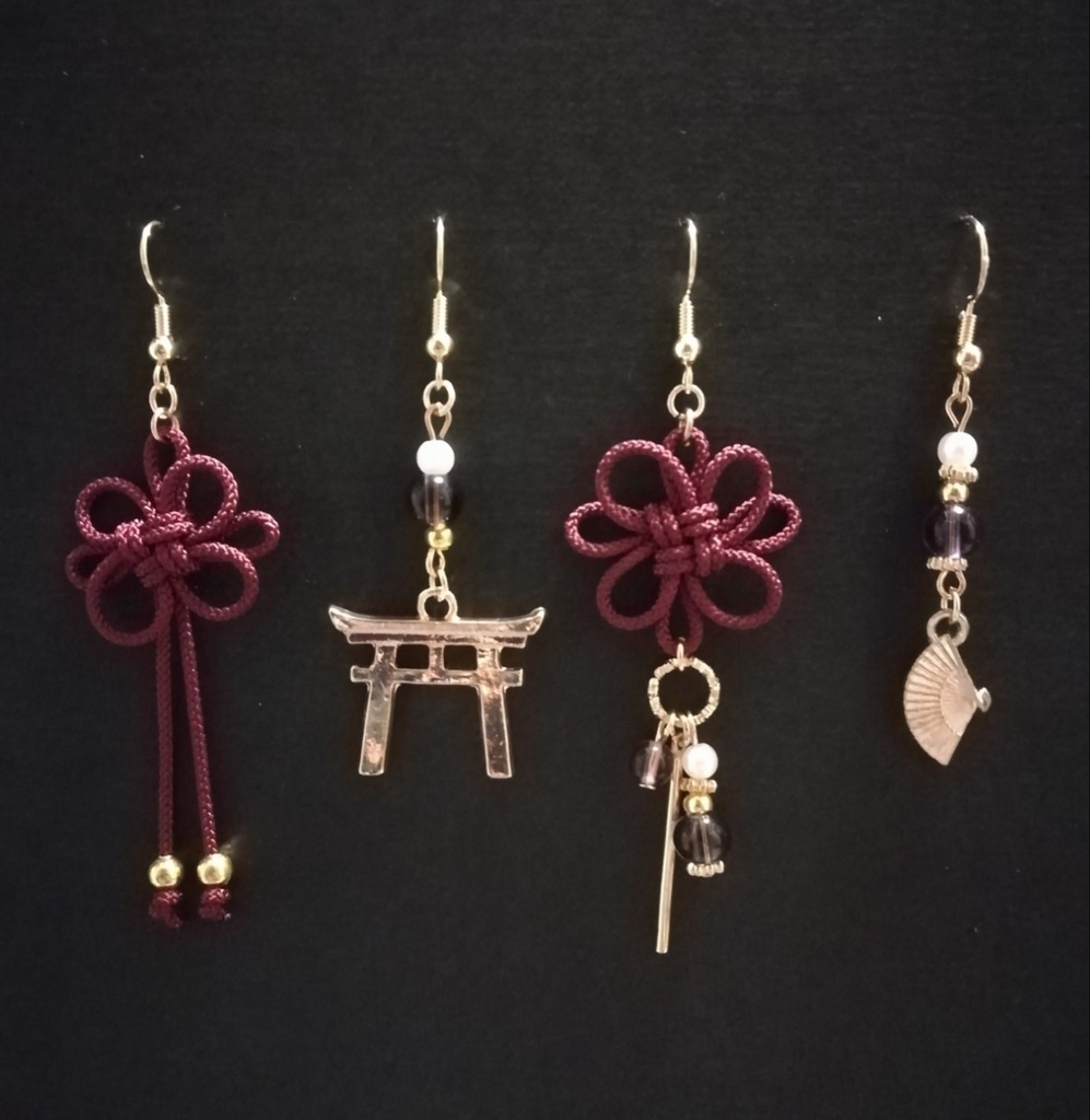 【鳥居or日本刀選択可】和風アシンメトリーピアスセット(えんじ)