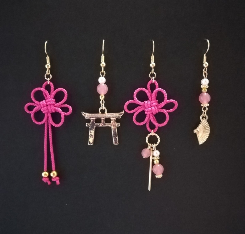【鳥居or日本刀選択可】和風アシンメトリーピアスセット(ピンク)