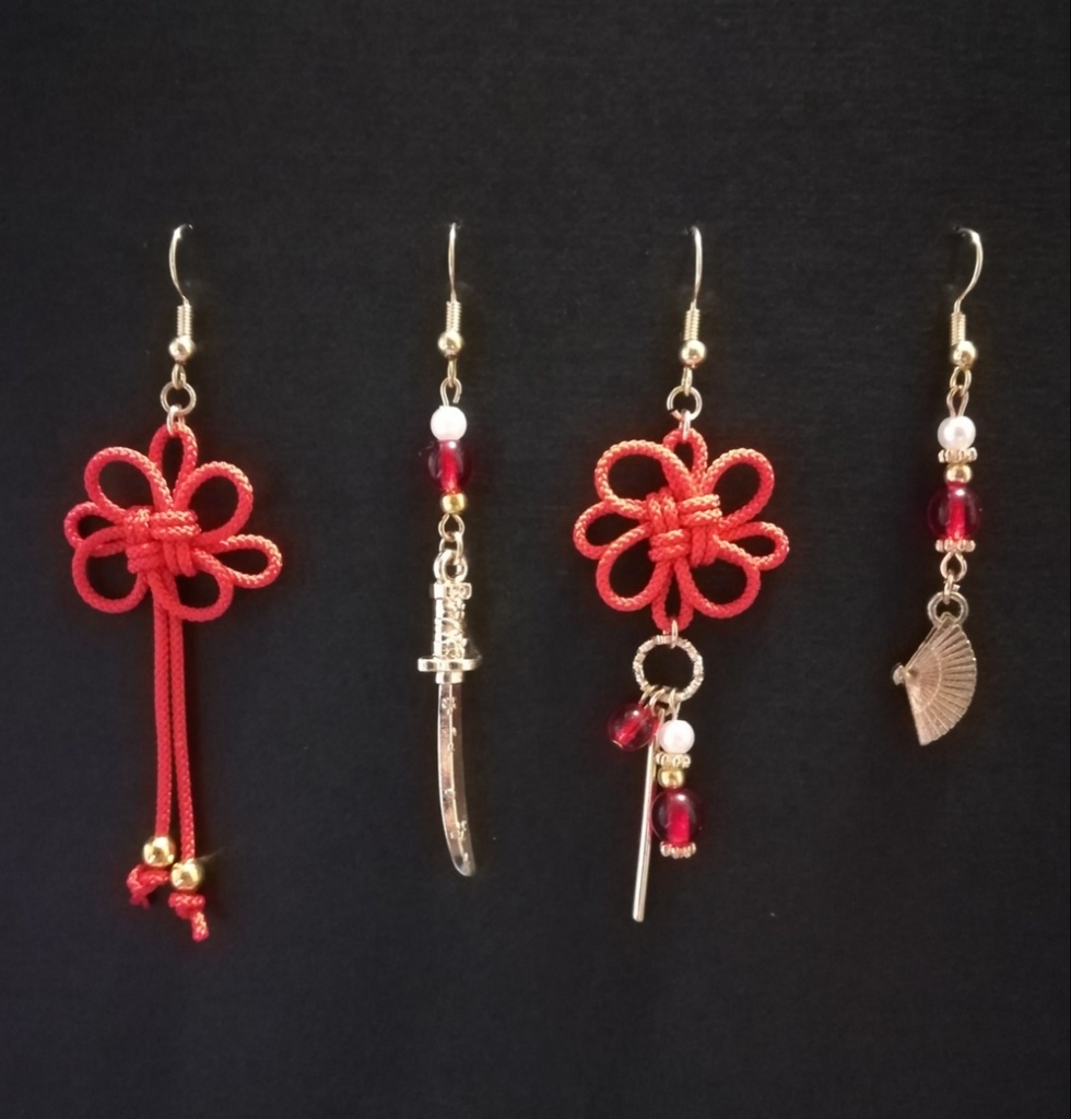 【鳥居or日本刀選択可】和風アシンメトリーピアスセット(朱)