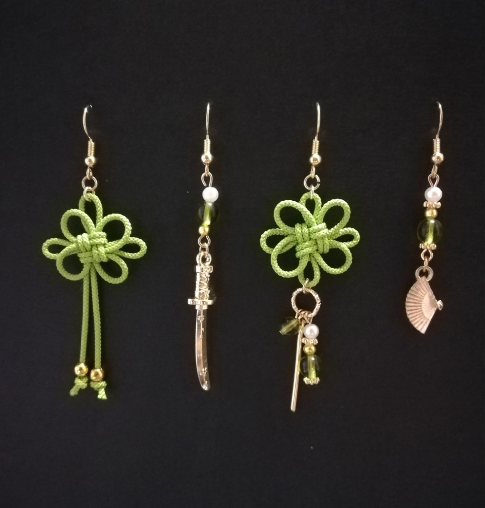 【鳥居or日本刀選択可】和風アシンメトリーピアスセット(若葉)