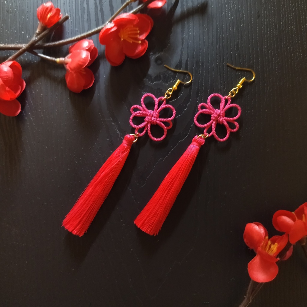 吉祥結びとタッセルのピアス(イヤリング)(ピンク)【チャイナ】【着物】【中華風】【和風】【和装】【和ゴス】