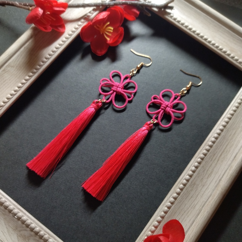 吉祥結びとタッセルのピアス(イヤリング)(ピンク)【チャイナ】【着物】【中華風】【和風】【和装】【和ゴス】