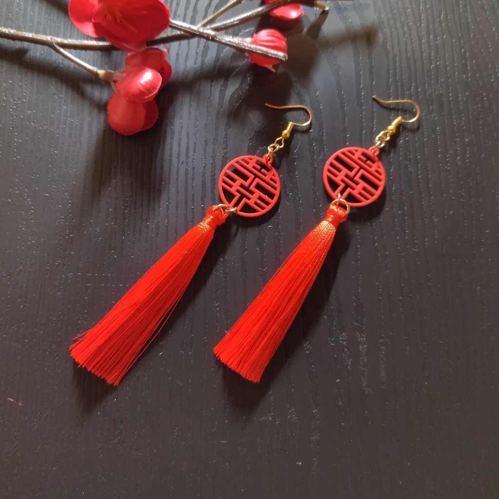 【ダブルハピネス】双喜紋とタッセルのピアス(赤)(イヤリング)【チャイナ】【中華風】