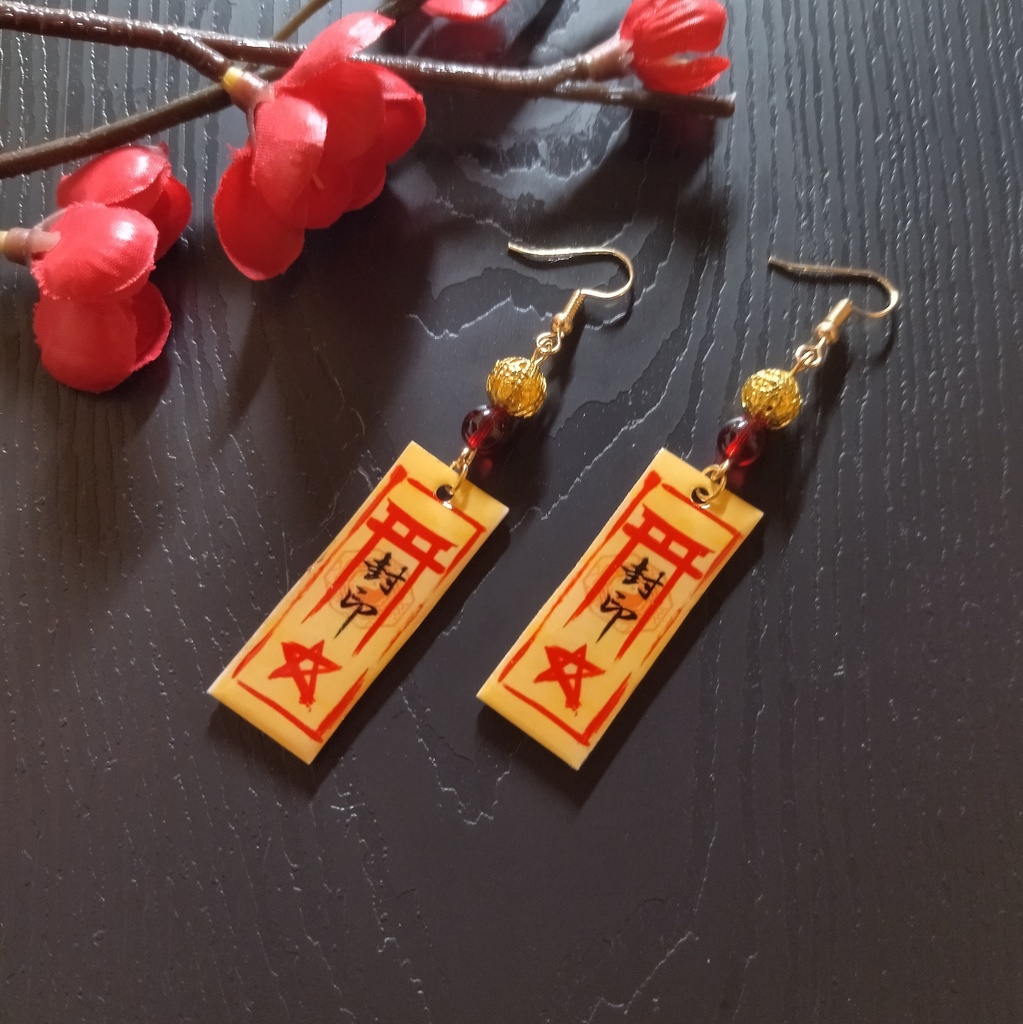 封印の御札モチーフピアス(イヤリング)【和ゴス】【和装】【着物】【成人式】【袴】【浴衣】【和風】