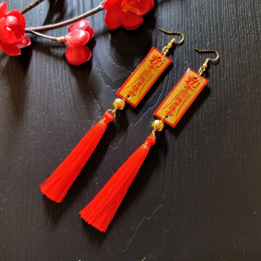 【チャイナ】キョンシーの御札モチーフ&タッセルピアス②(イヤリング)【チャイナ】【中華風】
