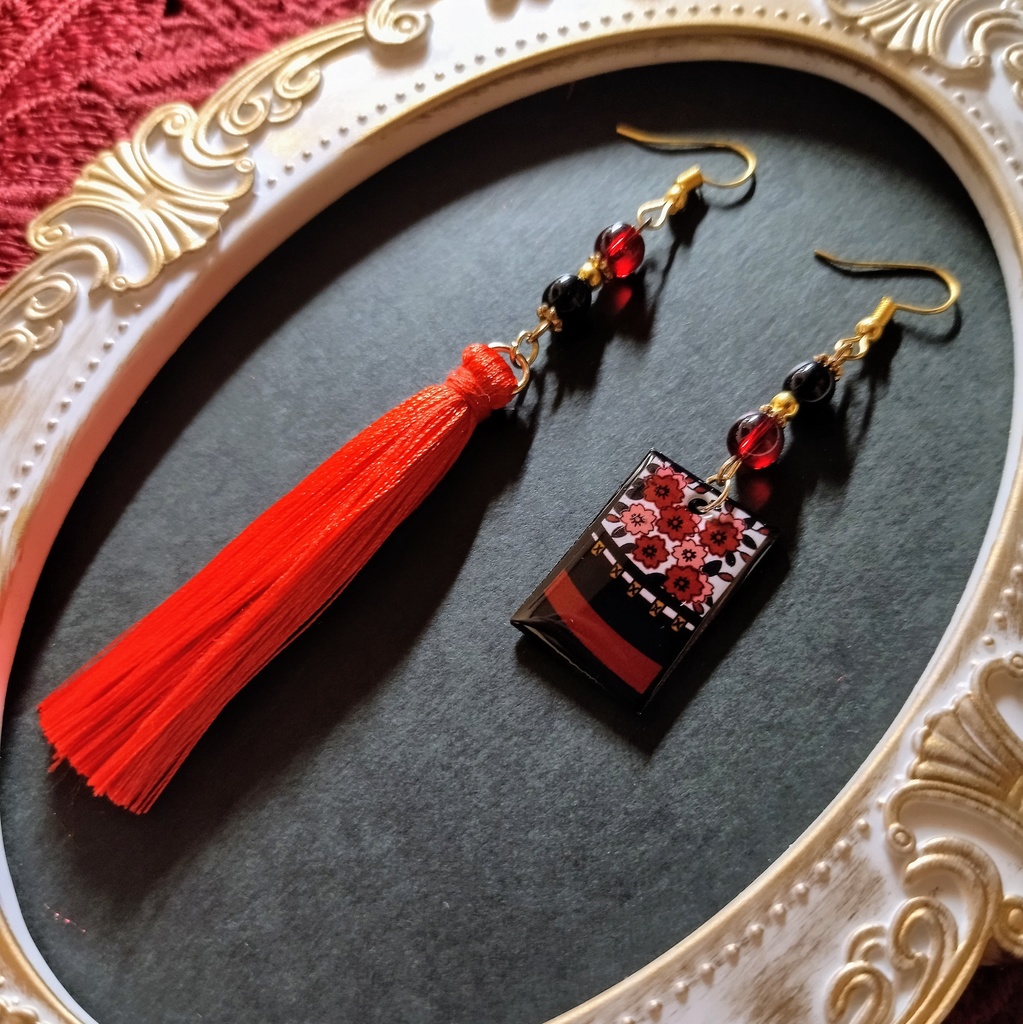 花札&タッセルピアス(桜)(イヤリング)【和ゴス】【和装】【着物】【成人式】【袴】【浴衣】【和風】