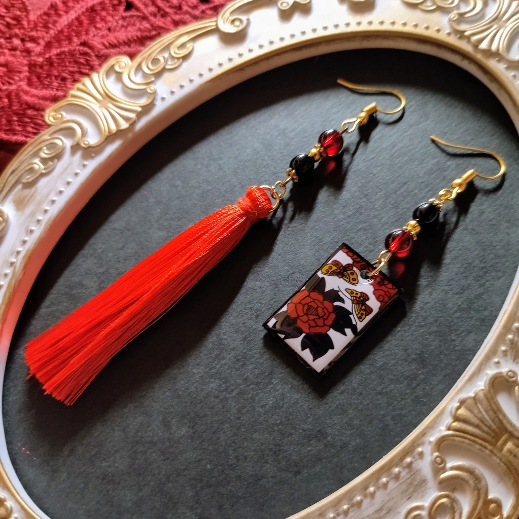 花札&タッセルピアス(牡丹)(イヤリング)【和ゴス】【和装】【着物】【成人式】【袴】【浴衣】【和風】