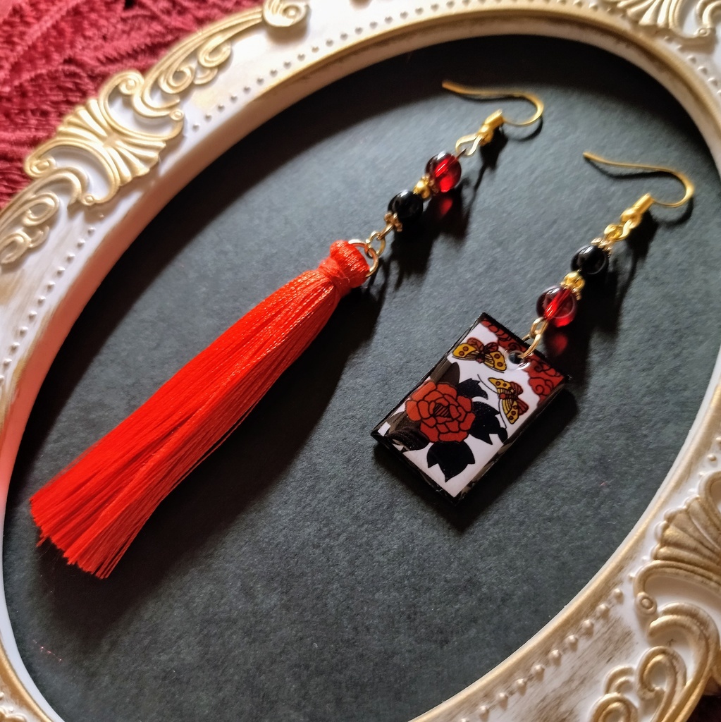 花札&タッセルピアス(牡丹)(イヤリング)【和ゴス】【和装】【着物】【成人式】【袴】【浴衣】【和風】