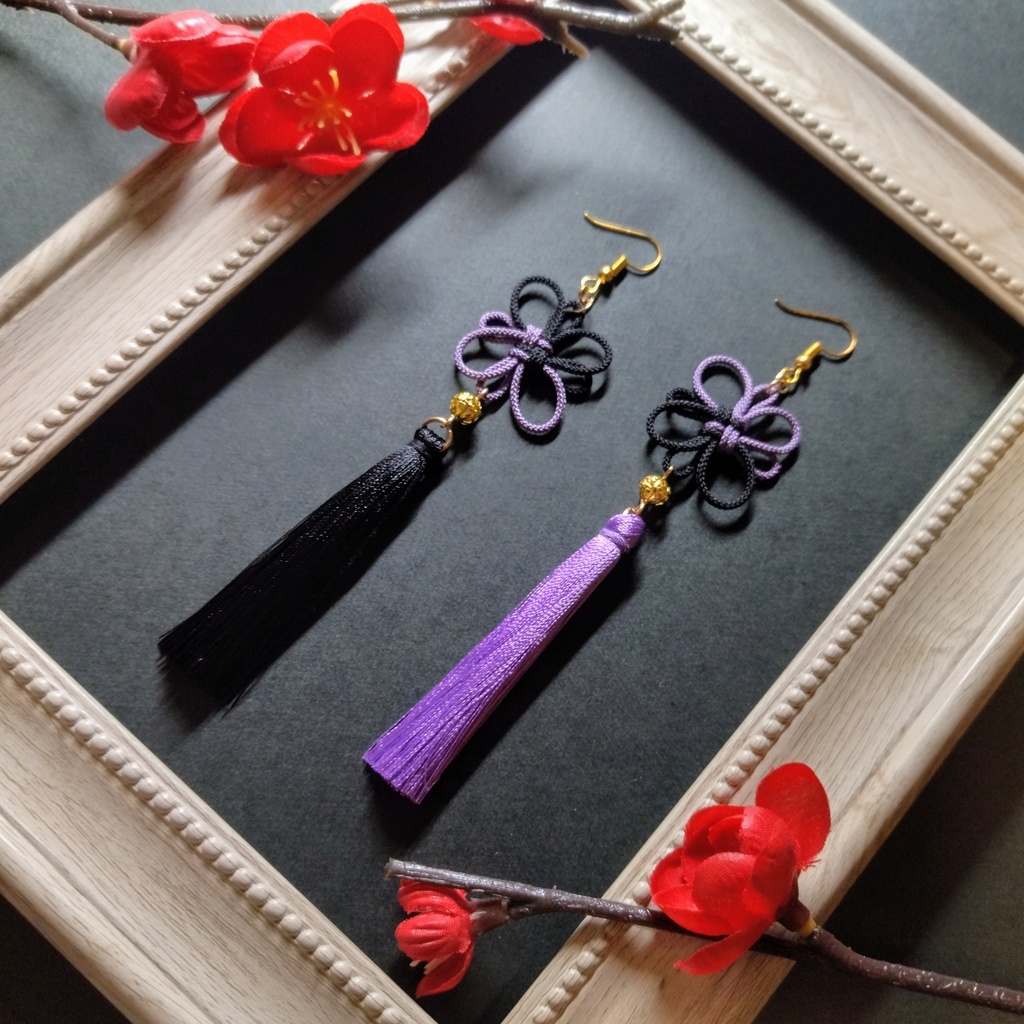 【バイカラー】吉祥結びとタッセルのピアス(色オーダー可)【和風】【チャイナ】【中華風】【着物】【和装】【推し色】【推し活】【成人式】【卒業式】