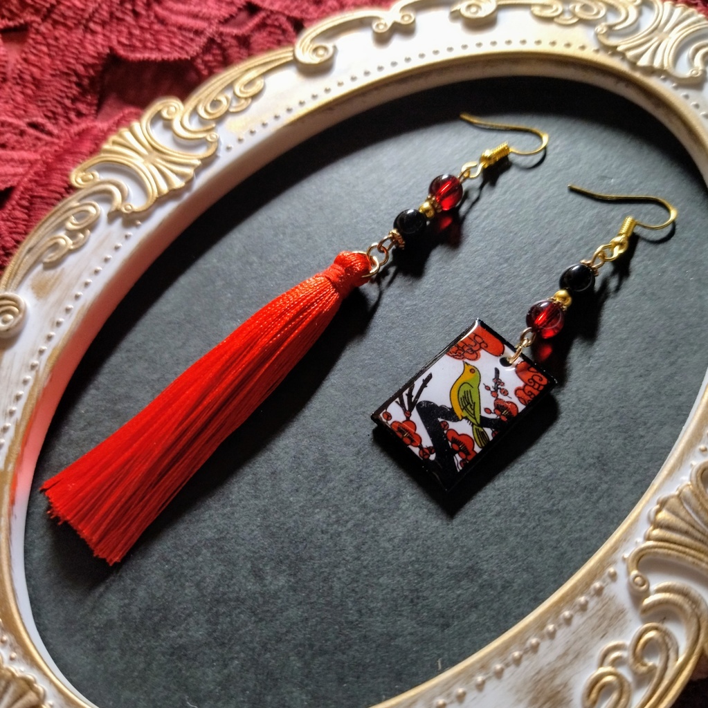 花札&タッセルピアス（梅）(イヤリング)【和ゴス】【和装】【着物】【成人式】【袴】【浴衣】【和風】